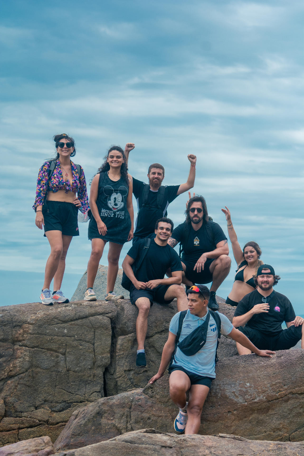 Exploradores Profissionais - Trilha da Praia Triste | Bombinhas SC