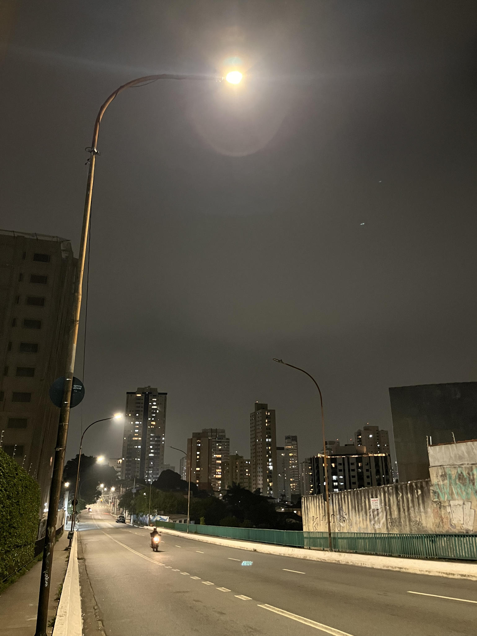 Céu noturno de São Paulo