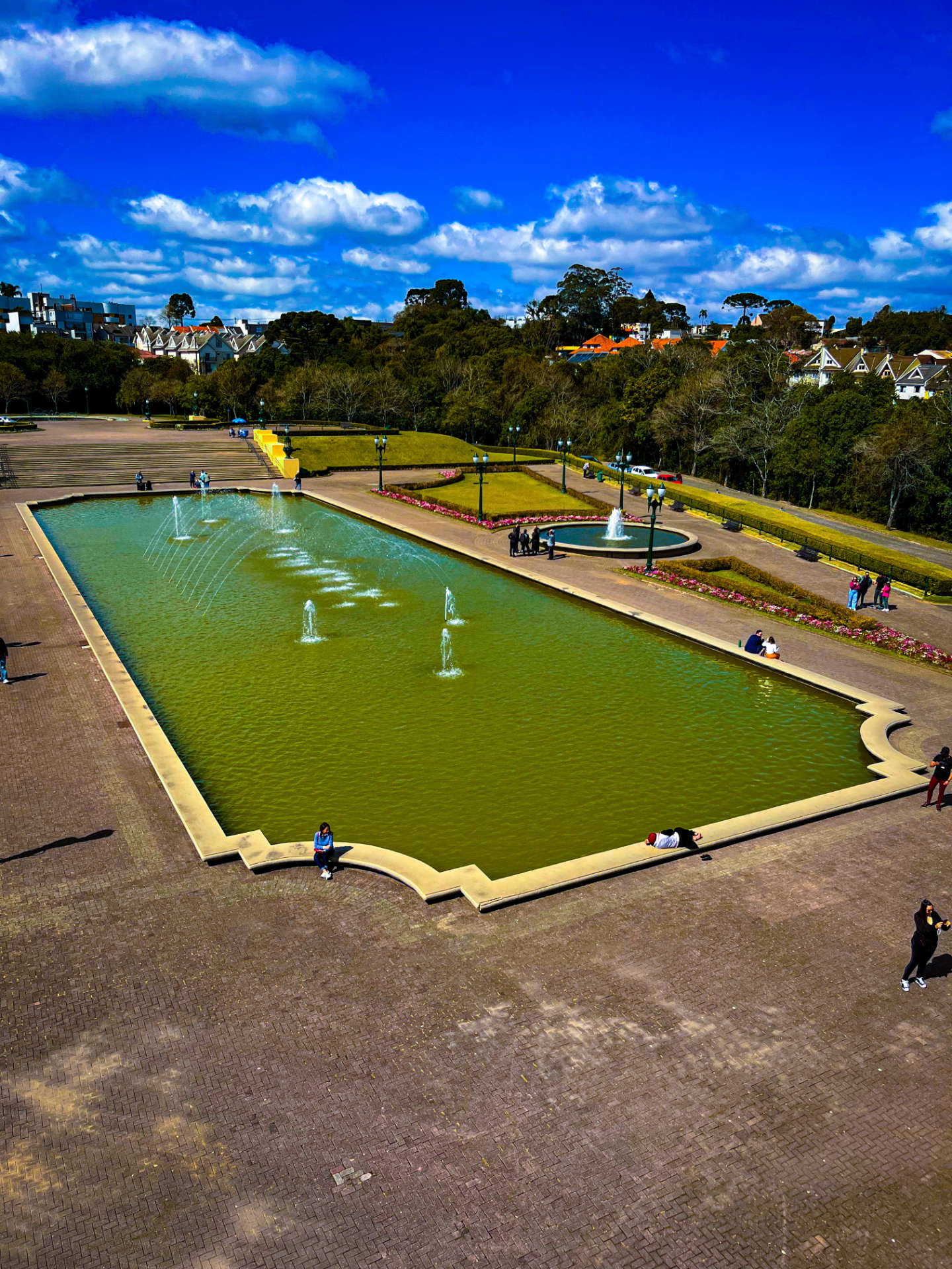 Chafariz central do Parque Tanguá em Curitiba PR | Alef Rodrigues Rosa 2025