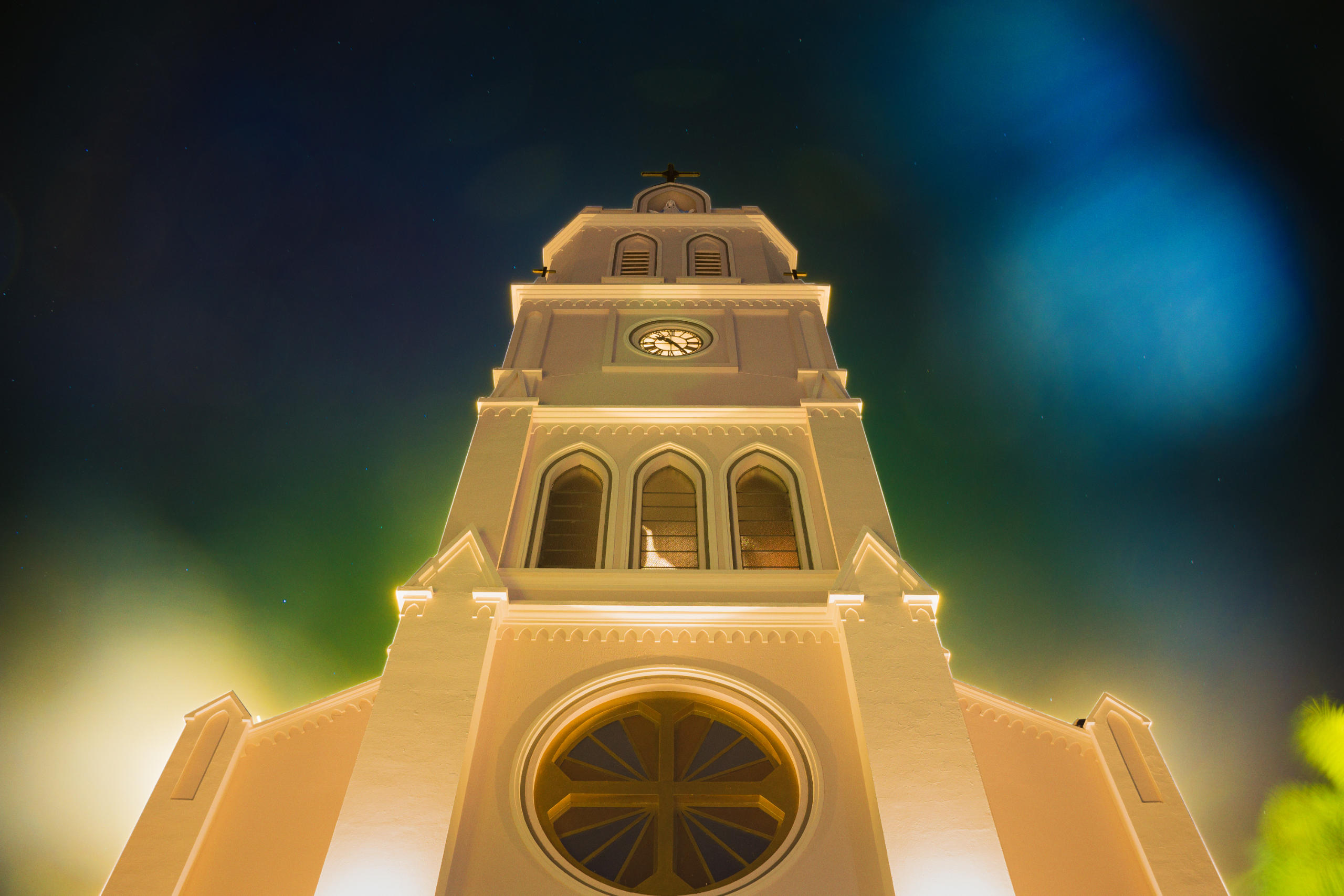 Igreja Matriz de Paraguaçu Paulista pintada de Amarelo | Por Alef Rodrigues Rosa